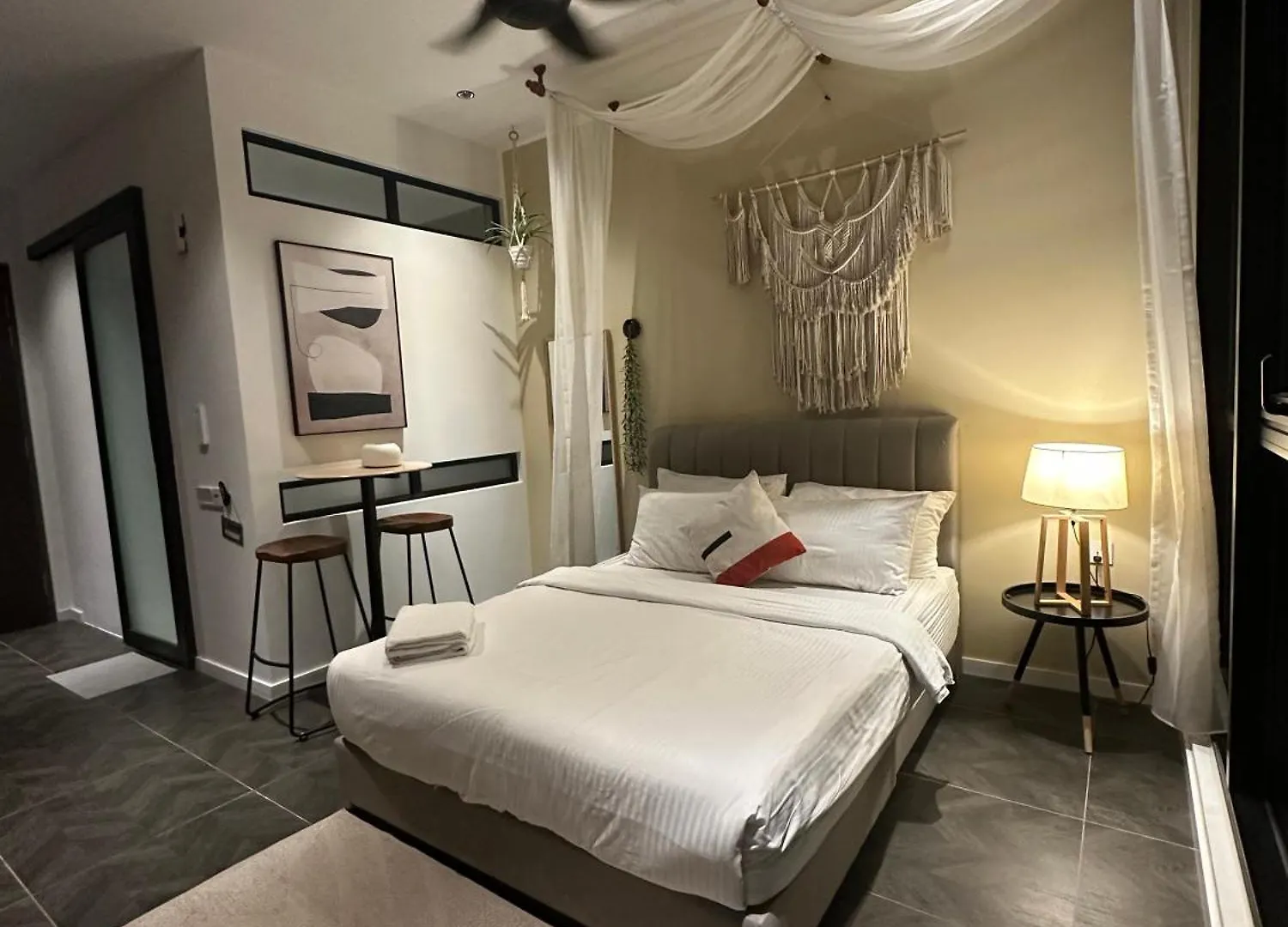 Scarletz Suites Klcc By Cozy Escape Kuala Lumpur Appartamento